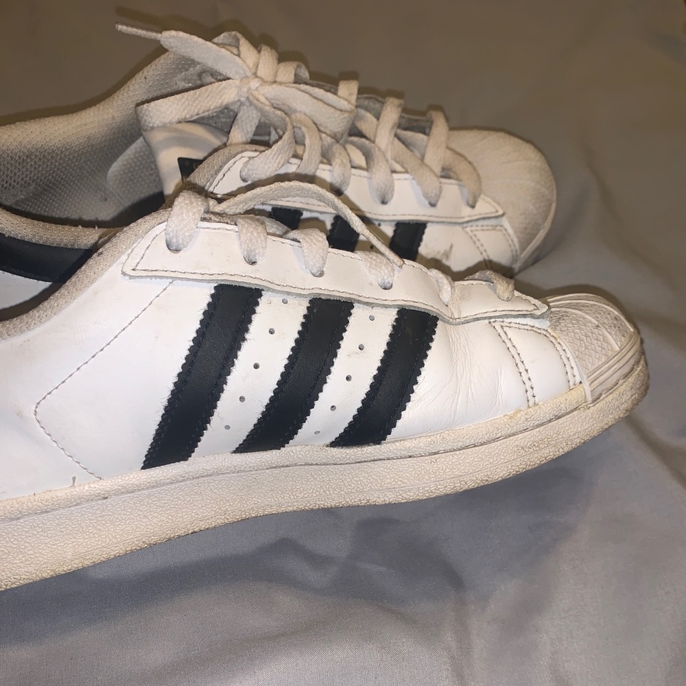 addidas - Picture 2 of 3